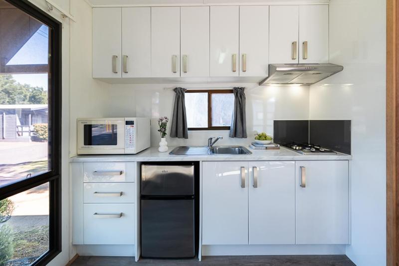Adelaide Caravan Park - Aspen Holiday Parks Habitación foto